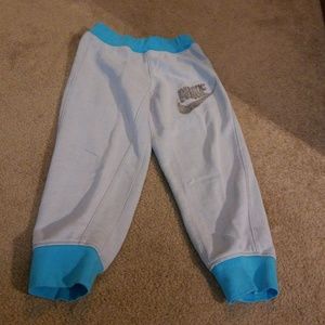 Nike Girls size 6 sweatpants